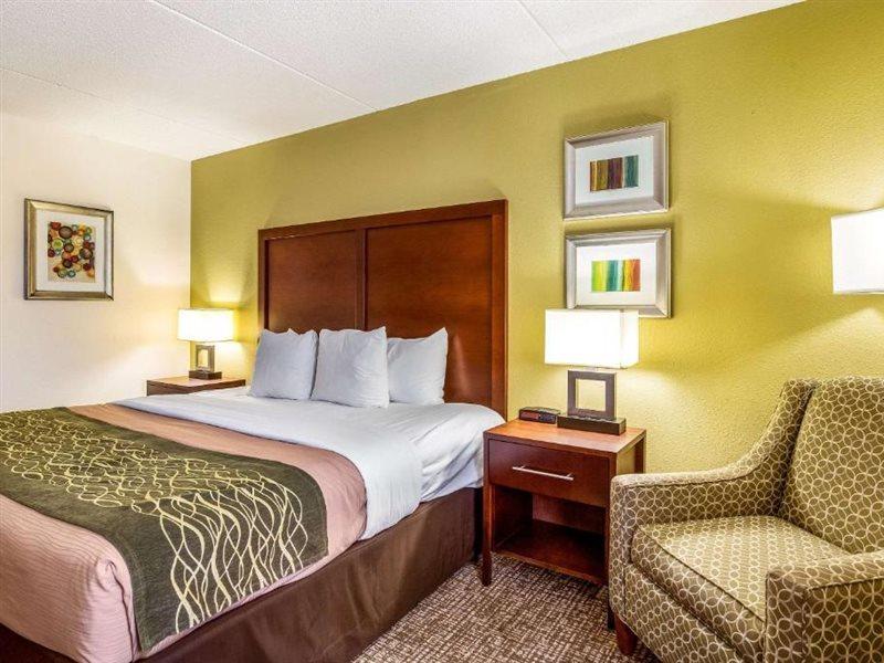 Comfort Inn Newport News - Hampton I-64 Экстерьер фото