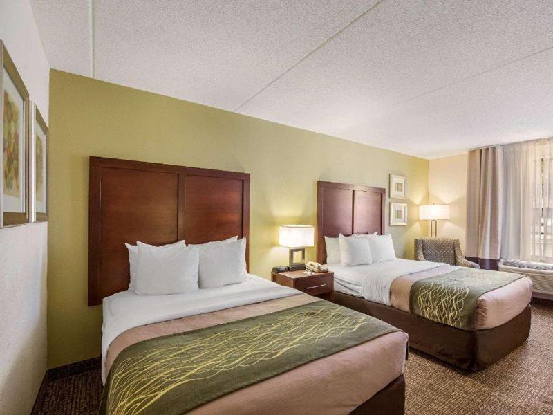 Comfort Inn Newport News - Hampton I-64 Экстерьер фото