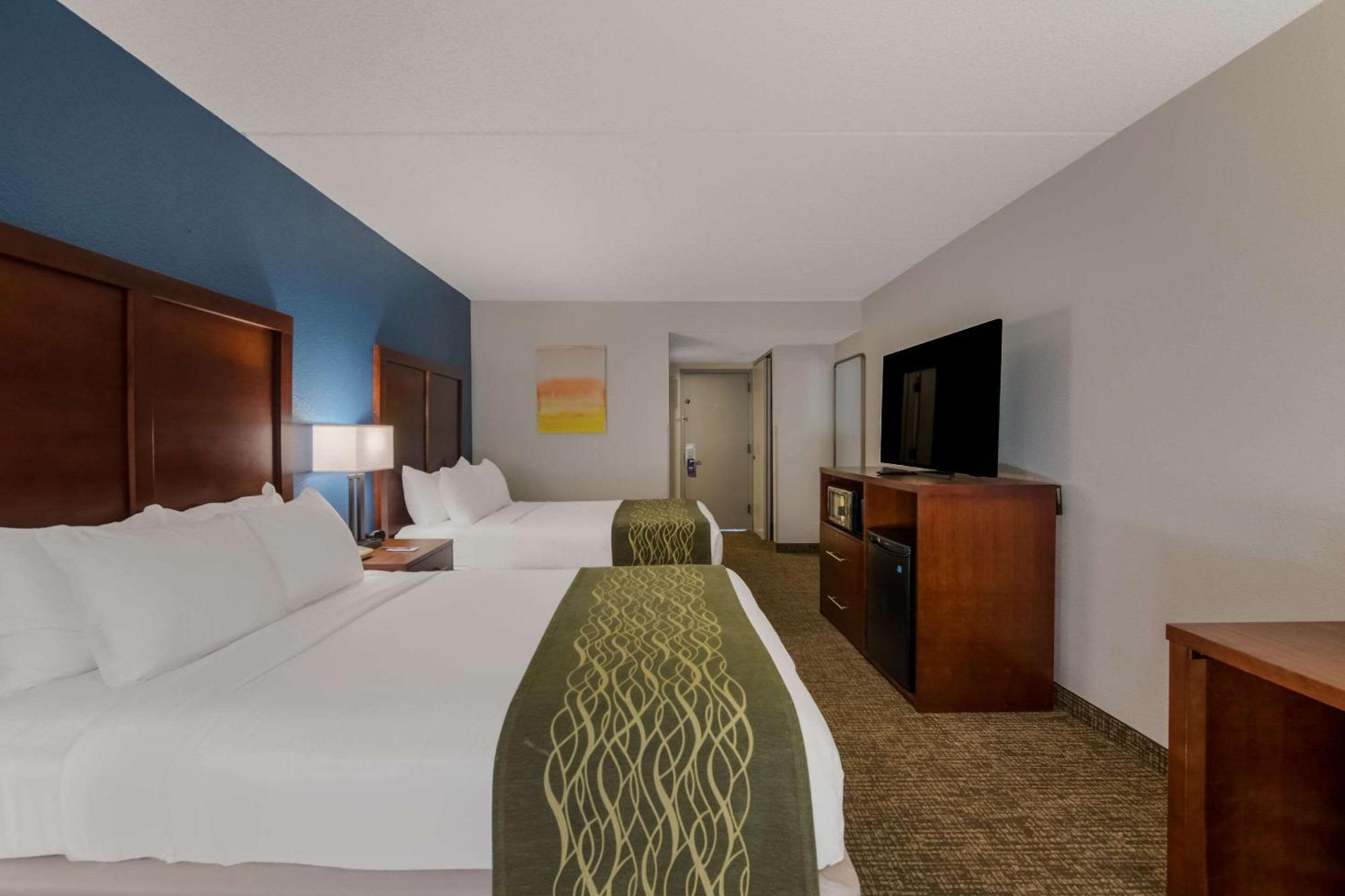 Comfort Inn Newport News - Hampton I-64 Экстерьер фото