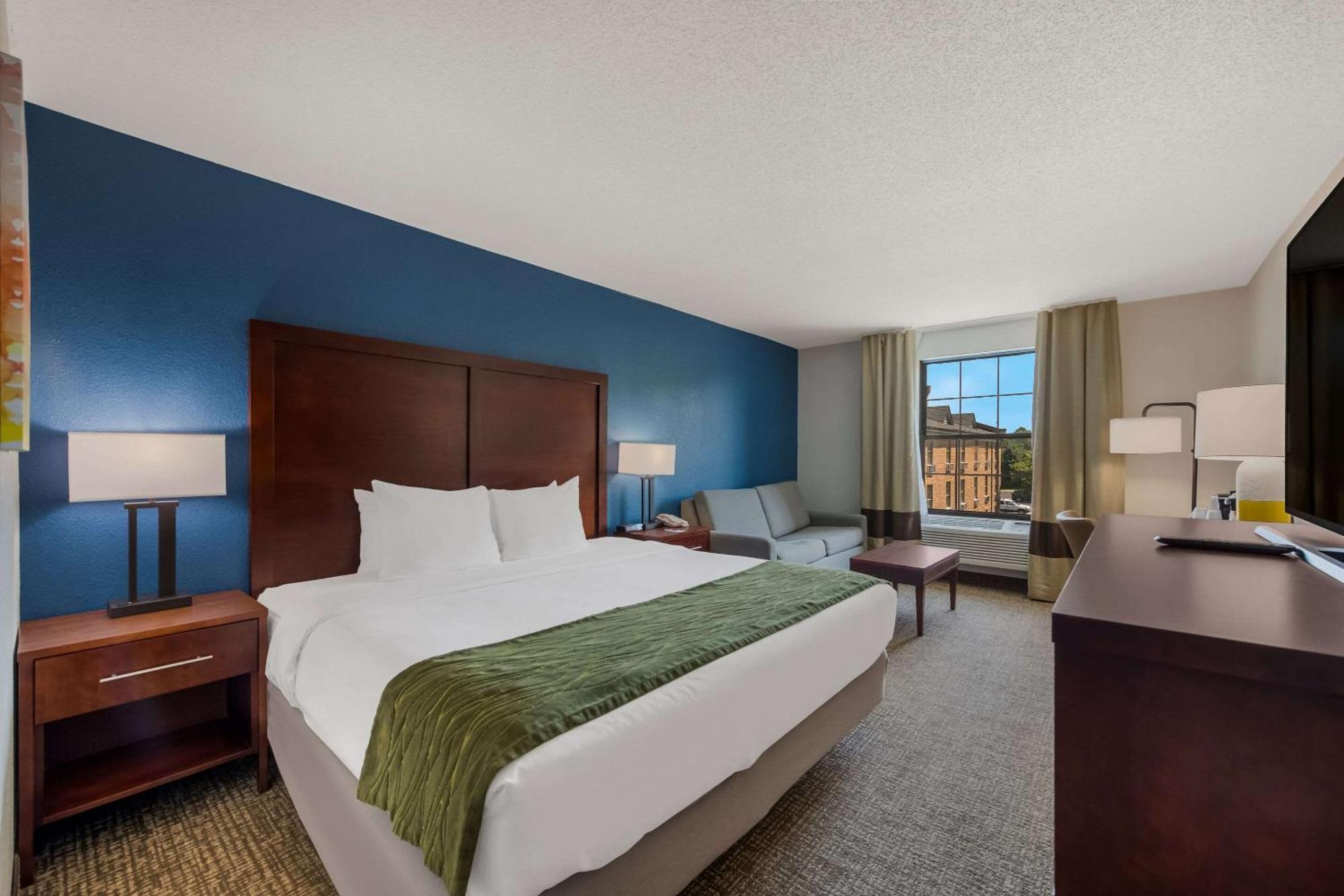 Comfort Inn Newport News - Hampton I-64 Экстерьер фото