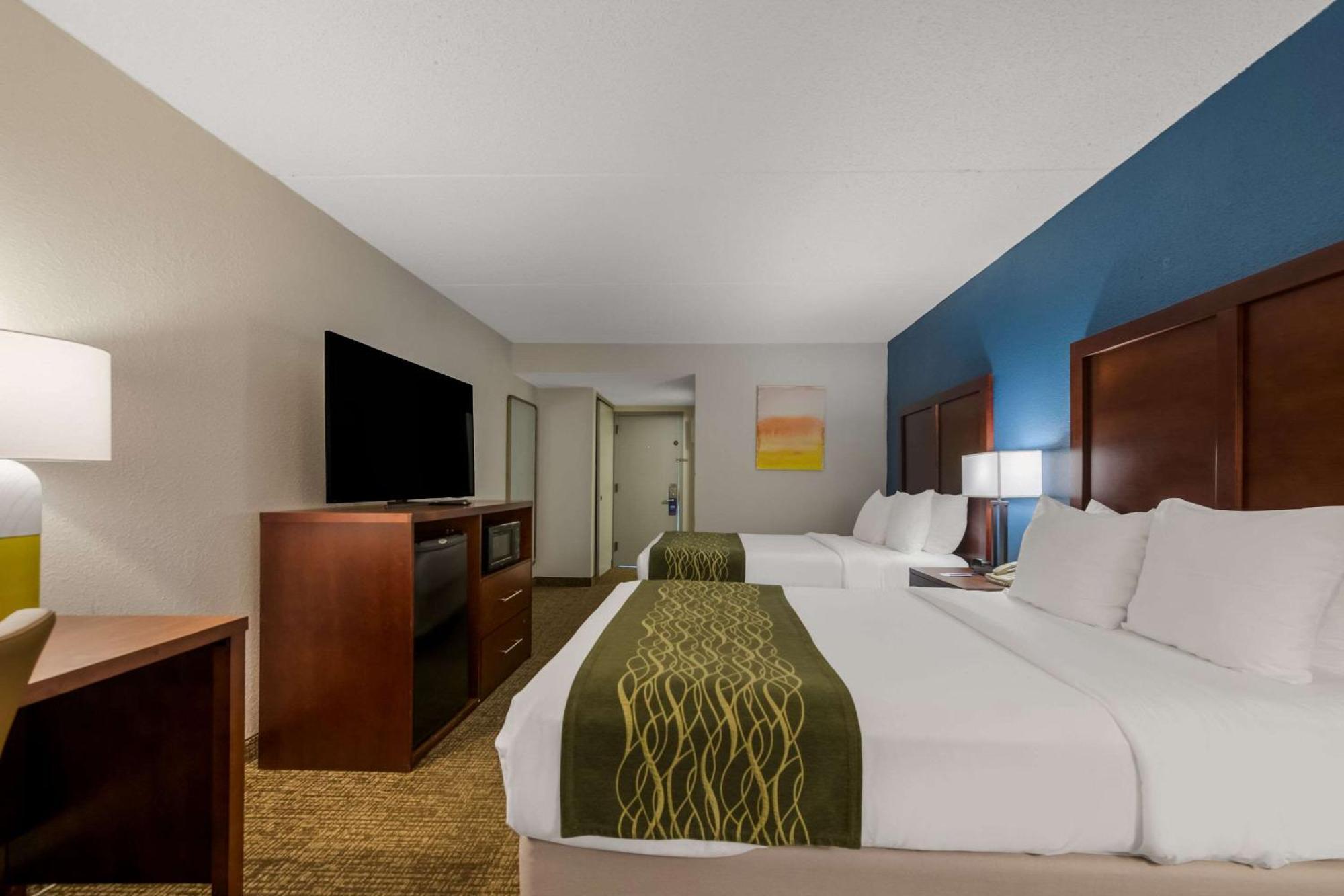 Comfort Inn Newport News - Hampton I-64 Экстерьер фото