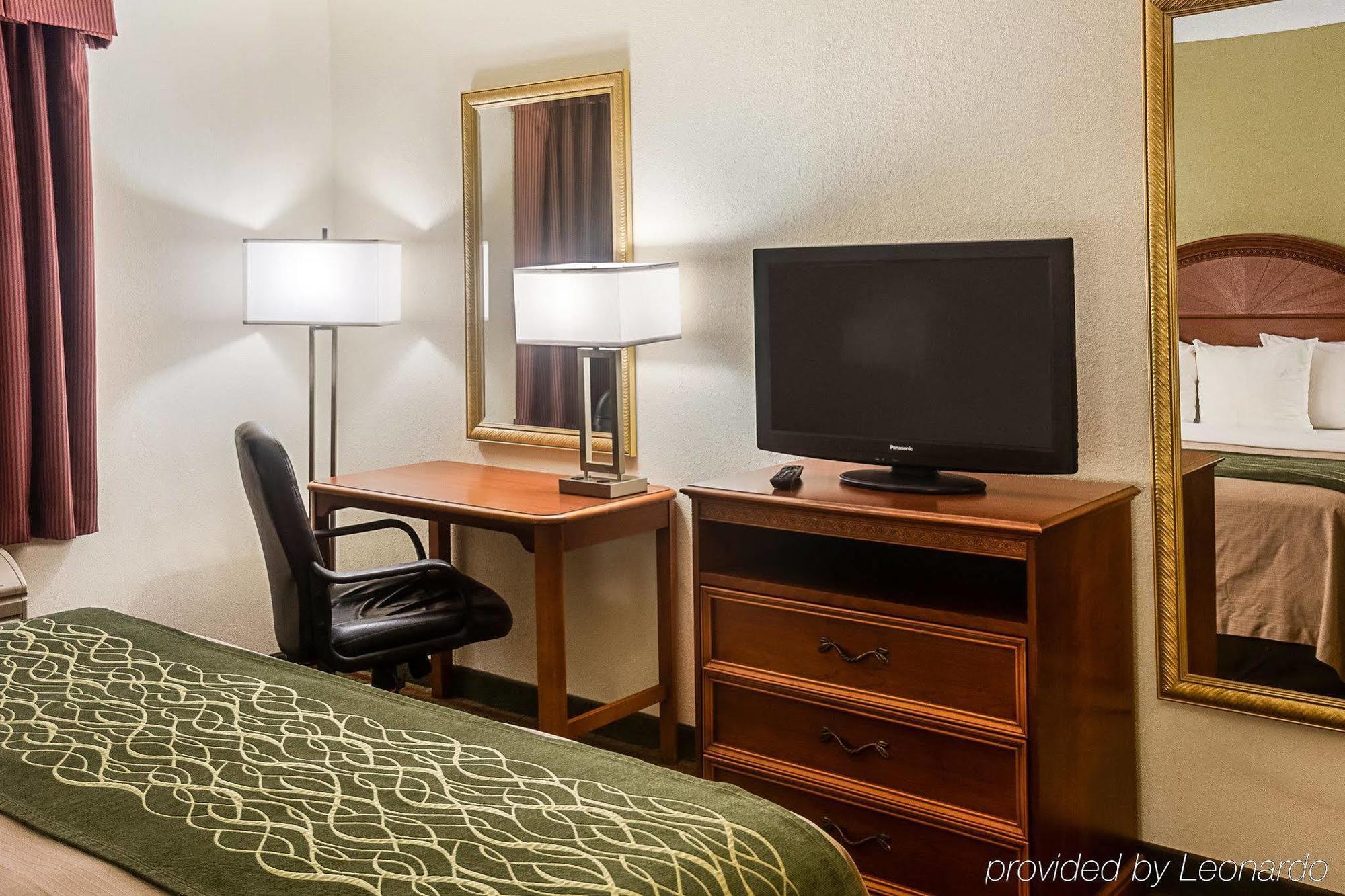 Comfort Inn Newport News - Hampton I-64 Экстерьер фото