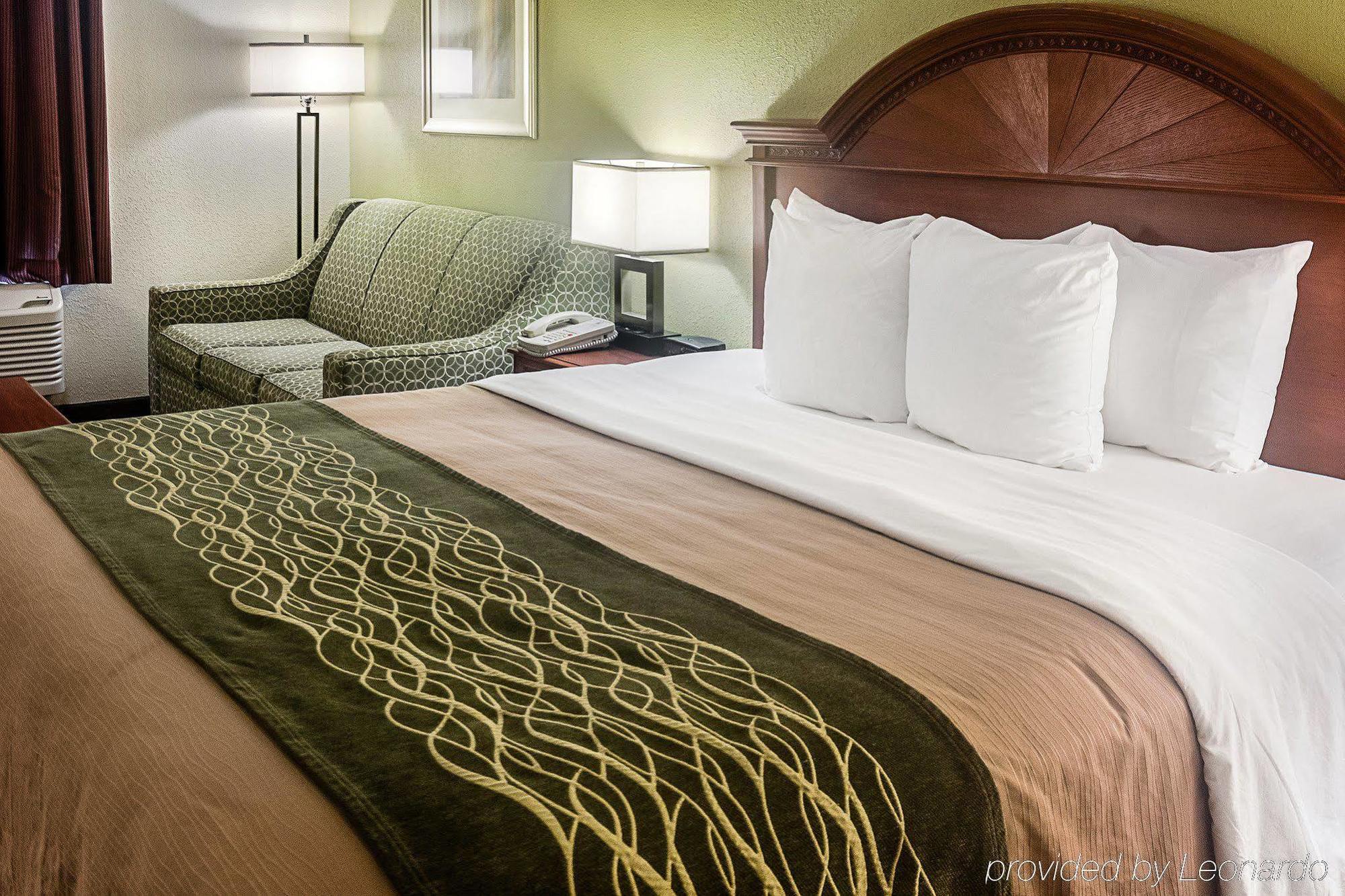 Comfort Inn Newport News - Hampton I-64 Экстерьер фото