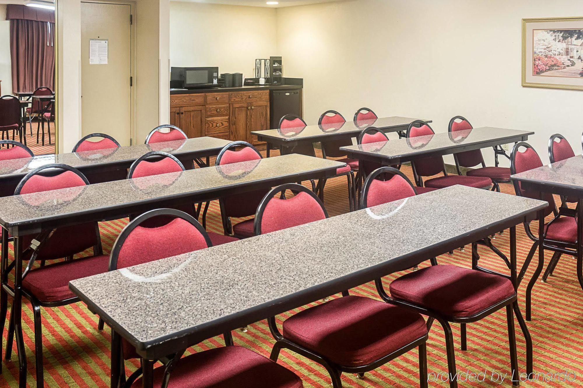 Comfort Inn Newport News - Hampton I-64 Экстерьер фото