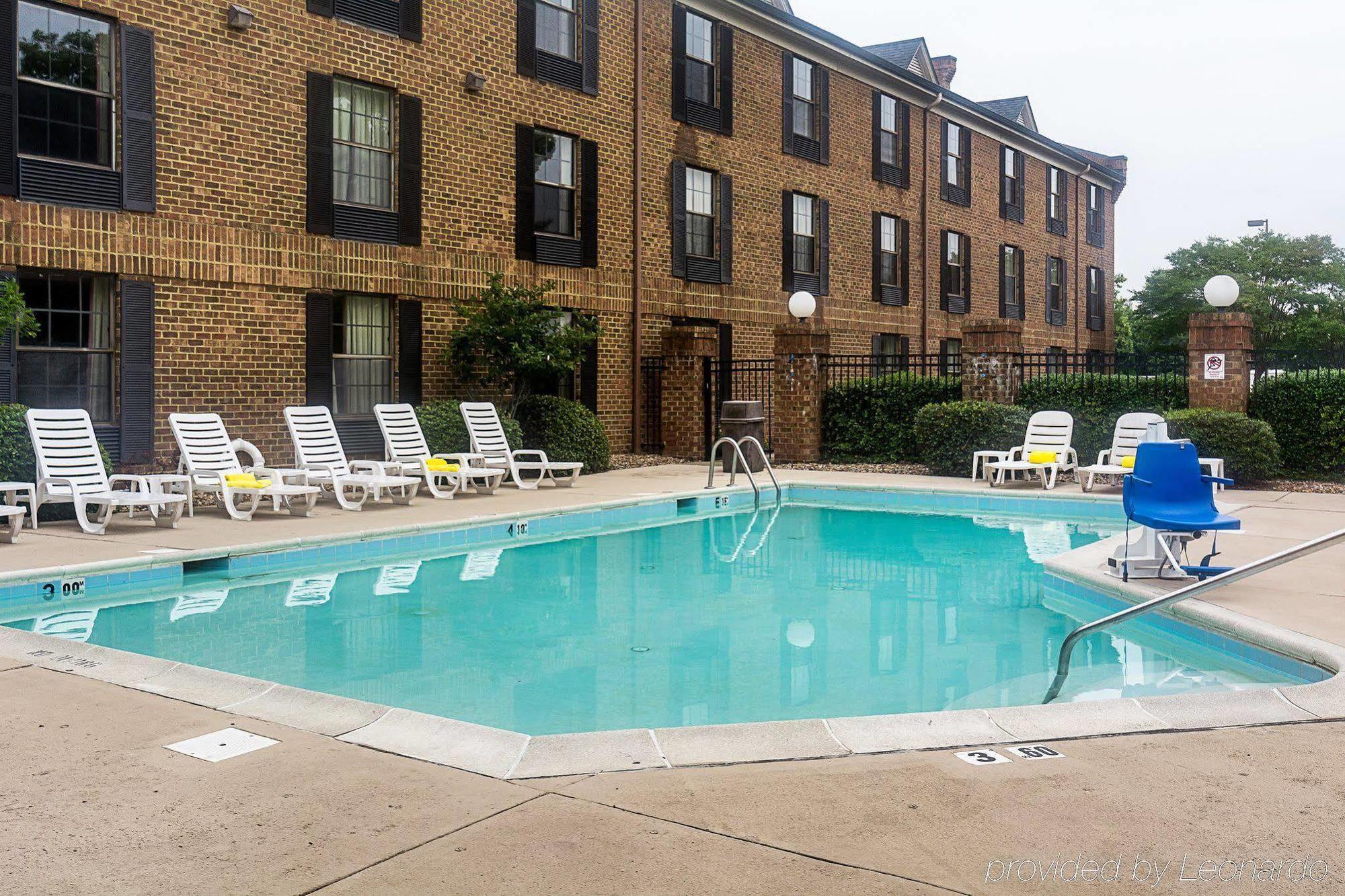 Comfort Inn Newport News - Hampton I-64 Экстерьер фото