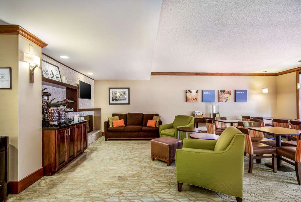 Comfort Inn Newport News - Hampton I-64 Интерьер фото